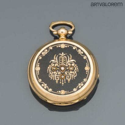 Yellow gold 750°/°° collar watch, white enameled...