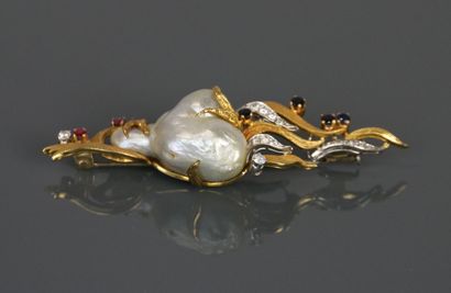 Brooch in yellow and white gold 750°/°°,...