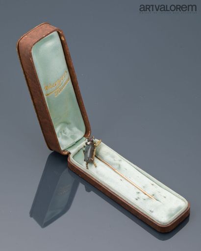 Scarab tie pin in 750°/°° yellow gold, the...