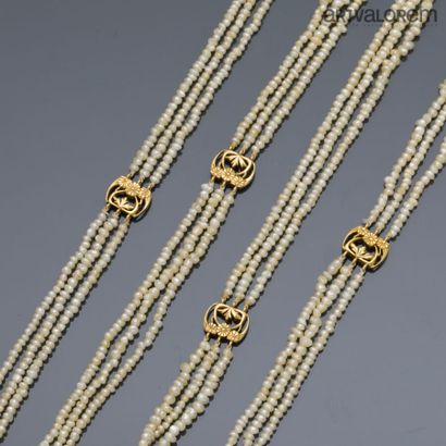 Tie necklace composed of three rows of seed...