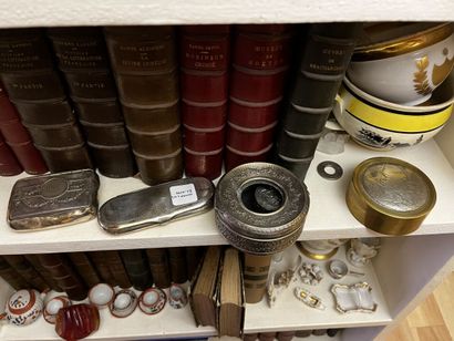 Set including: silver-plated metal watch...
