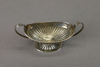 Bottle coaster in 950°/°° silver, pearl frieze...