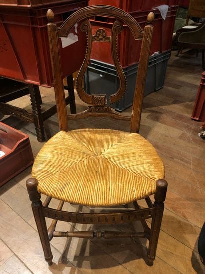 Pair of straw chairs in natural wood, lyre...