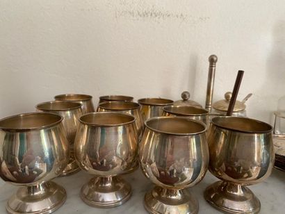 MANNETTE - CAMUSSO (Peru)
Ten liqueur glasses,...