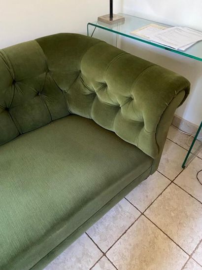 Chesterfield-style upholstered sofa in green...