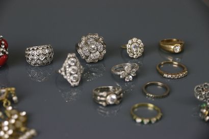 Set of costume jewelry including: rhinestone...