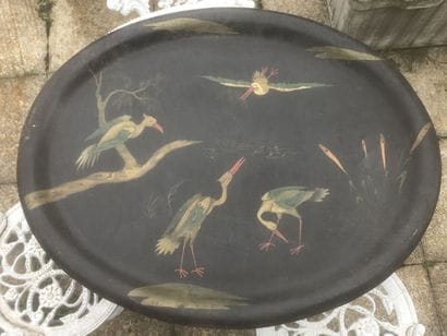 Oval tray in lacquered sheet metal decorated...