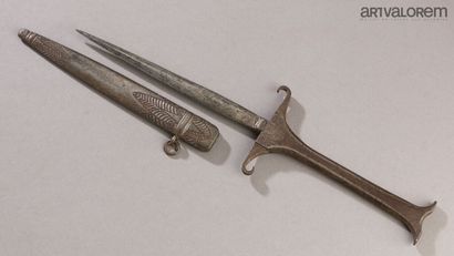AFRICA. 
Set of 3 ethnic knives.
