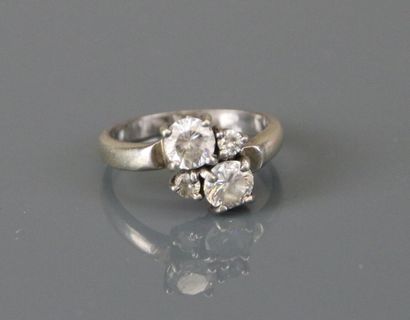 Set of silver jewelry including: a line brooch...