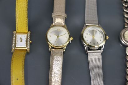 A gold-plated ladies' wristwatch, mechanical...