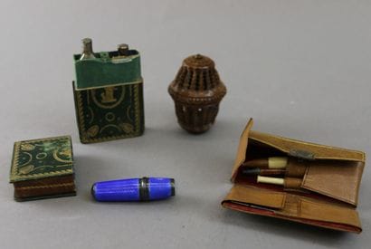 Set comprising: a carved corozo nut rosary...