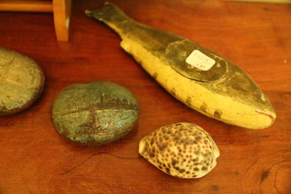 Set of display items including: a sailboat...