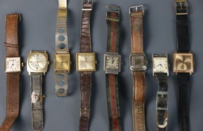 Set comprising eight men's watches, square...