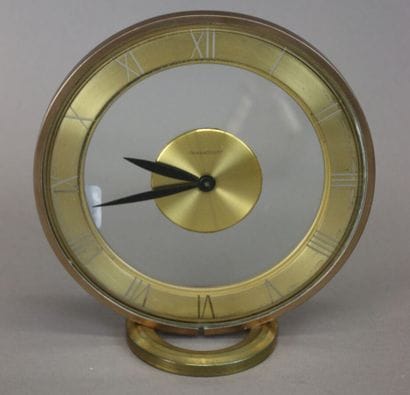 JAEGER LECOULTRE 
Desk clock, circular glass...
