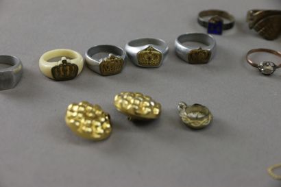 Set of costume jewelry including: five signet...