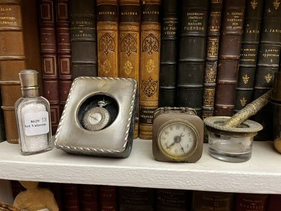 Set including: silver-plated metal watch...