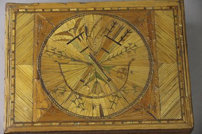A rectangular sewing set in straw marquetry...