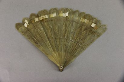 Fan, the paper leaf with polychrome watercolor...