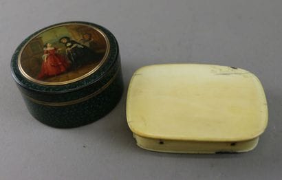 Round box with lacquered decoration on a...
