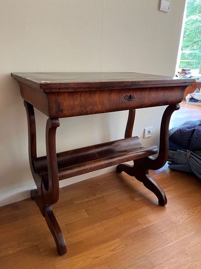 Mahogany veneered table with lyre-shaped...