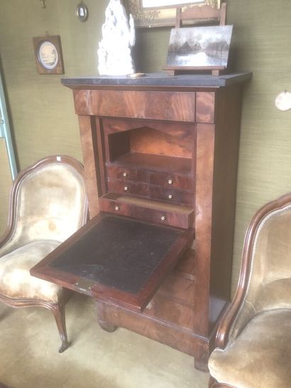 Mahogany veneered secretary with flap (veneer...