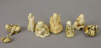 JAPAN
Set of six bone netsukes. 
H: 3 to...