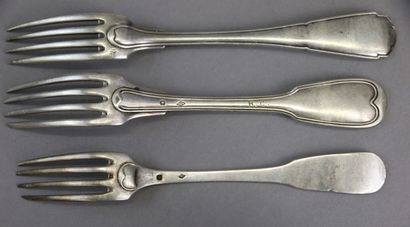 Set of 950°/°° silver flatware, mismatched...