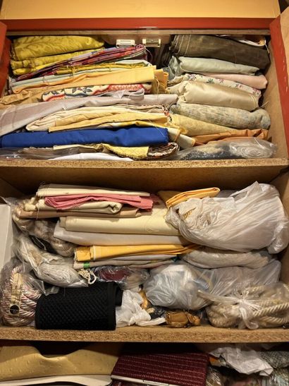 MANNETTE - Very important set including fabric...