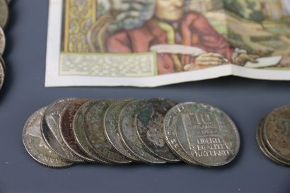 Set including :
- 32 pieces of 10 francs...