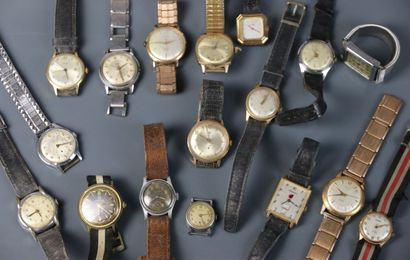 Set of 17 men's wristwatches, mechanical...