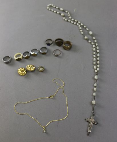 Set of costume jewelry including: five signet...