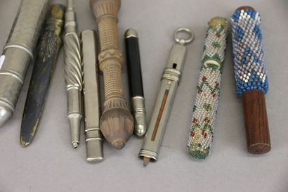 Set of 3 needle cases in carved corozo wood,...
