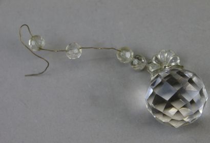 MANNETTE - Important set of cut and beveled...