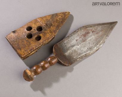 AFRICA. 
Set of 3 ethnic knives.
