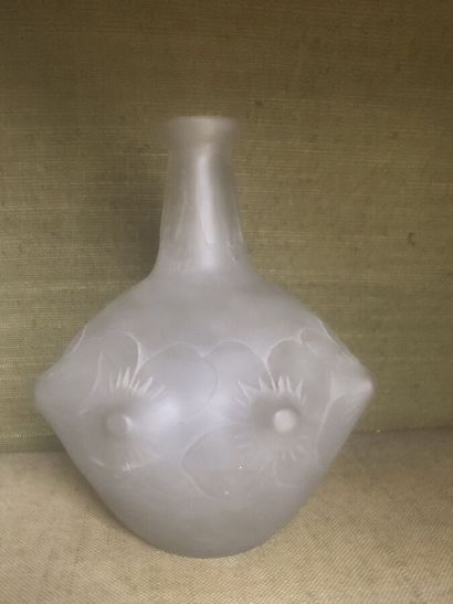 MANNETTE - Set comprising : 
- 2 glass vases...