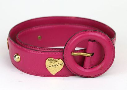YVES SAINT LAURENT and GOOSSENS
Belt in fuchsia...