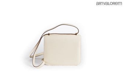 HERMÈS Paris
Mini Constance bag (18cm) in...
