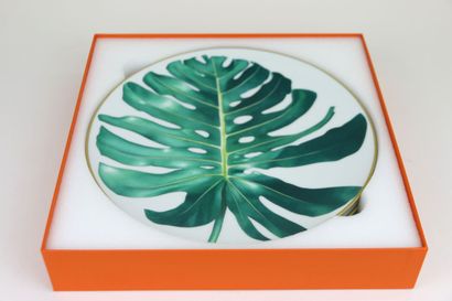 HERMÈS Paris
Set of two porcelain dinner...