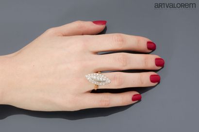 Marquise ring in yellow and white gold 750°/°°...