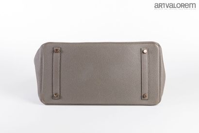 HERMÈS Paris
Birkin bag 35cm in grey togo...