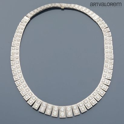 Articulated platinum necklace composed of...
