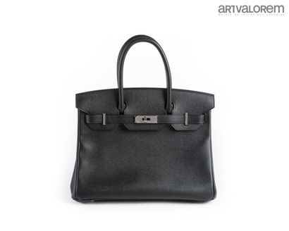 HERMÈS Paris
Birkin bag 30cm in black Epsom...