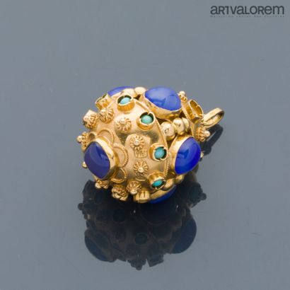 Yellow gold 750°/°° pendant in the form of...