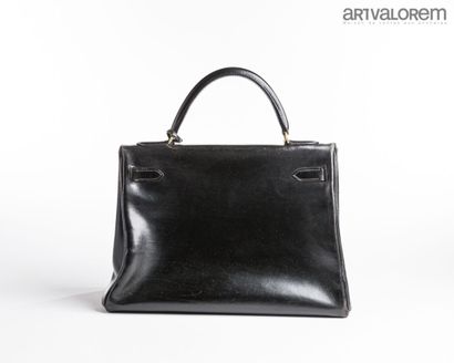 HERMÈS Paris circa 1960
Kelly 32 cm