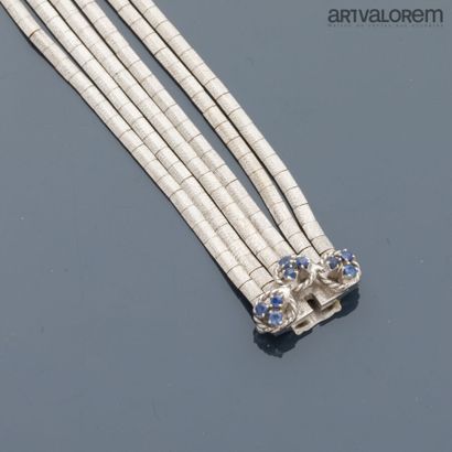 Bracelet in 750°/°° white gold with six strands...