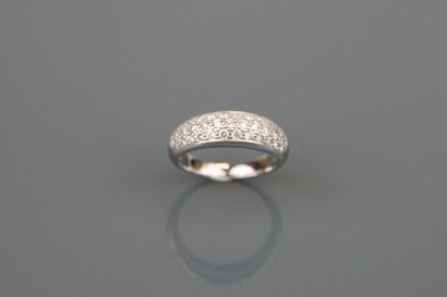 Wedding band ring in 750°/°° white gold set...