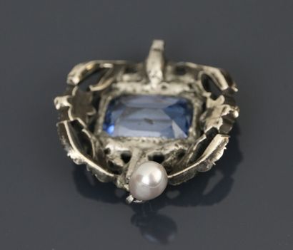 800°/°° silver shoe buckle decorated with...