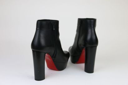 LOUBOUTIN
Pair of Janis ankle boots in black...