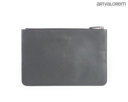 FENDI
Etoupe grained calfskin clutch bag
Black...