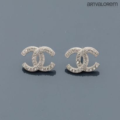 CHANEL Spring 2020 Collection
Pair of stud...